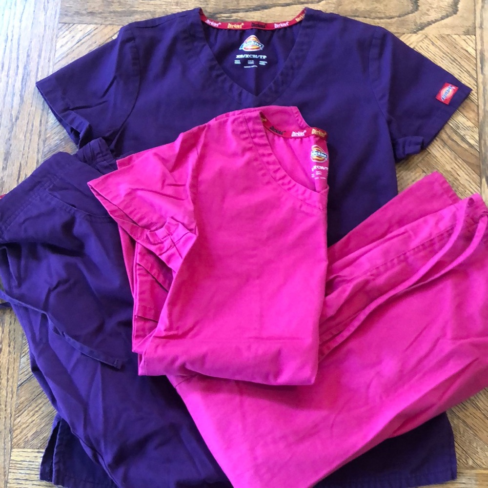 Scrubs Dickies Lightly used clean x2 scrub set